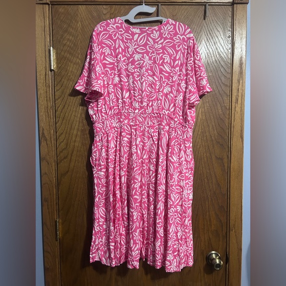 Torrid 1X A-line Mini Dress NWT Pink floral - Picture 5 of 5